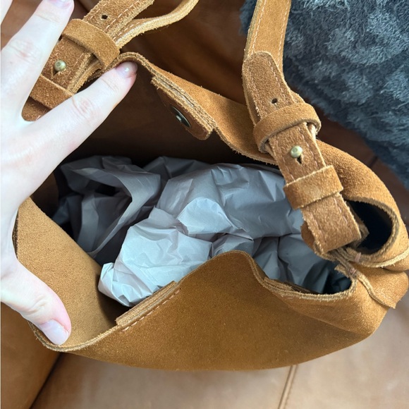 Portland Leather Olivia Bag in Jackson Suede - Picture 3 of 4